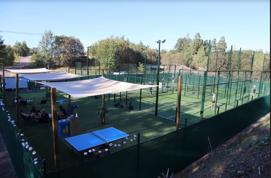 SKY PADEL CLUB